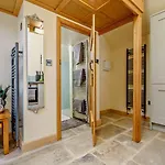 1 Bed In Whitby Oc-86298 * Castleton (North Yorkshire)