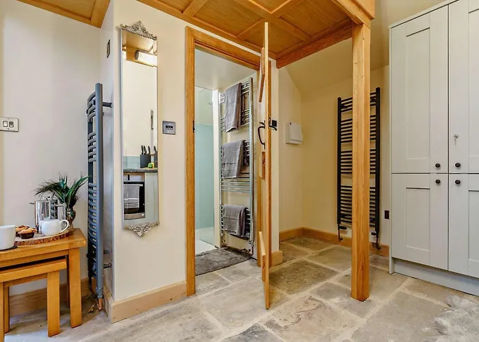 1 Bed In Whitby Oc-86298 * Castleton (North Yorkshire)